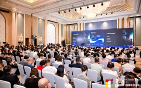 ​​中国门窗幕墙创投高潮：FDC2025发布”未来独角兽盲盒”，发动全球征集！